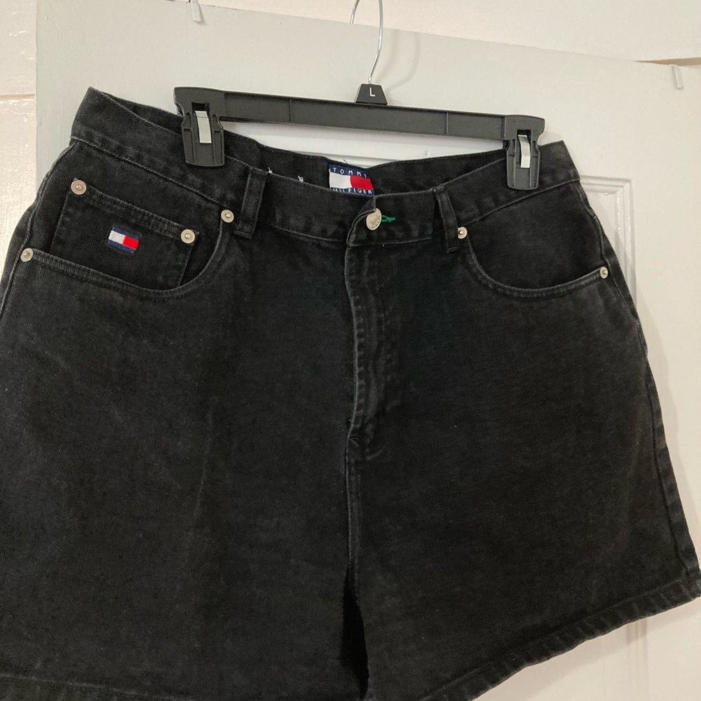 Tommy Hilfiger Black Jean Shorts Classic High-Waisted Design - Picture 3 of 11